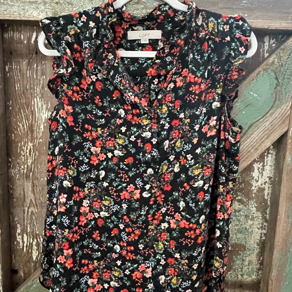Women’s Loft Size Medium dress shirts. Shirt sleeve multiple colors.